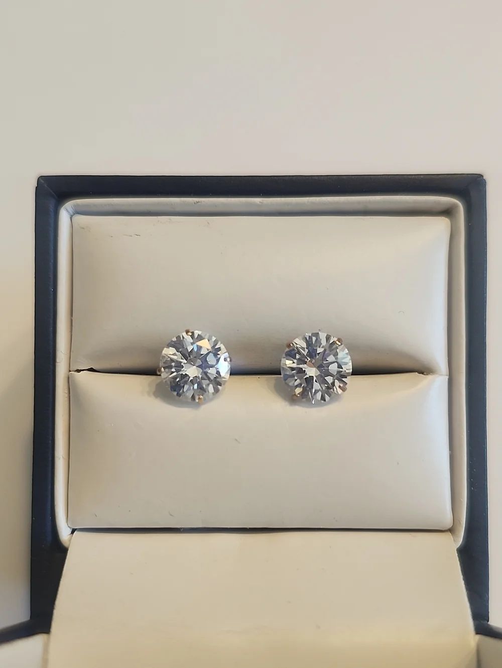 10k Solid Yellow Gold Stud Earrings